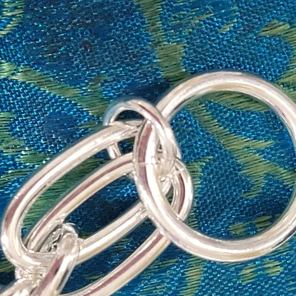 Chain & Link Bracelet - Picture 3 of 9